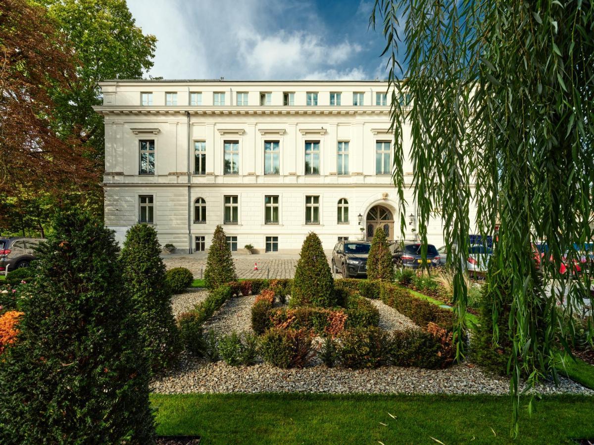 Hotel Altus Palace - Destigo Hotels Wroclaw Exterior photo The German National Academy of Sciences Leopoldina