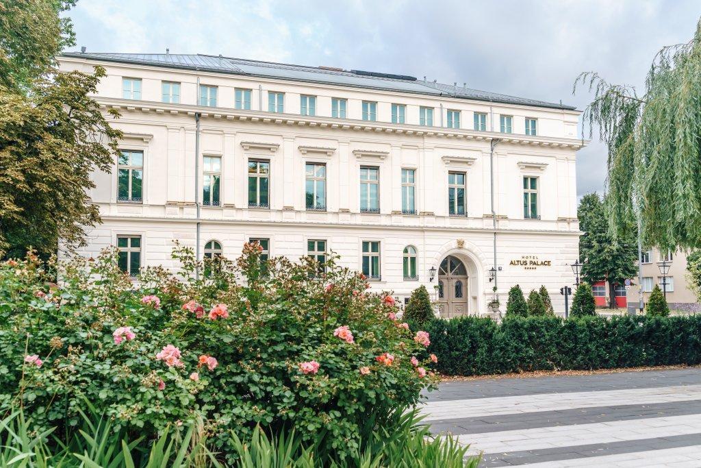 Hotel Altus Palace - Destigo Hotels Wroclaw Exterior photo The main building of the university